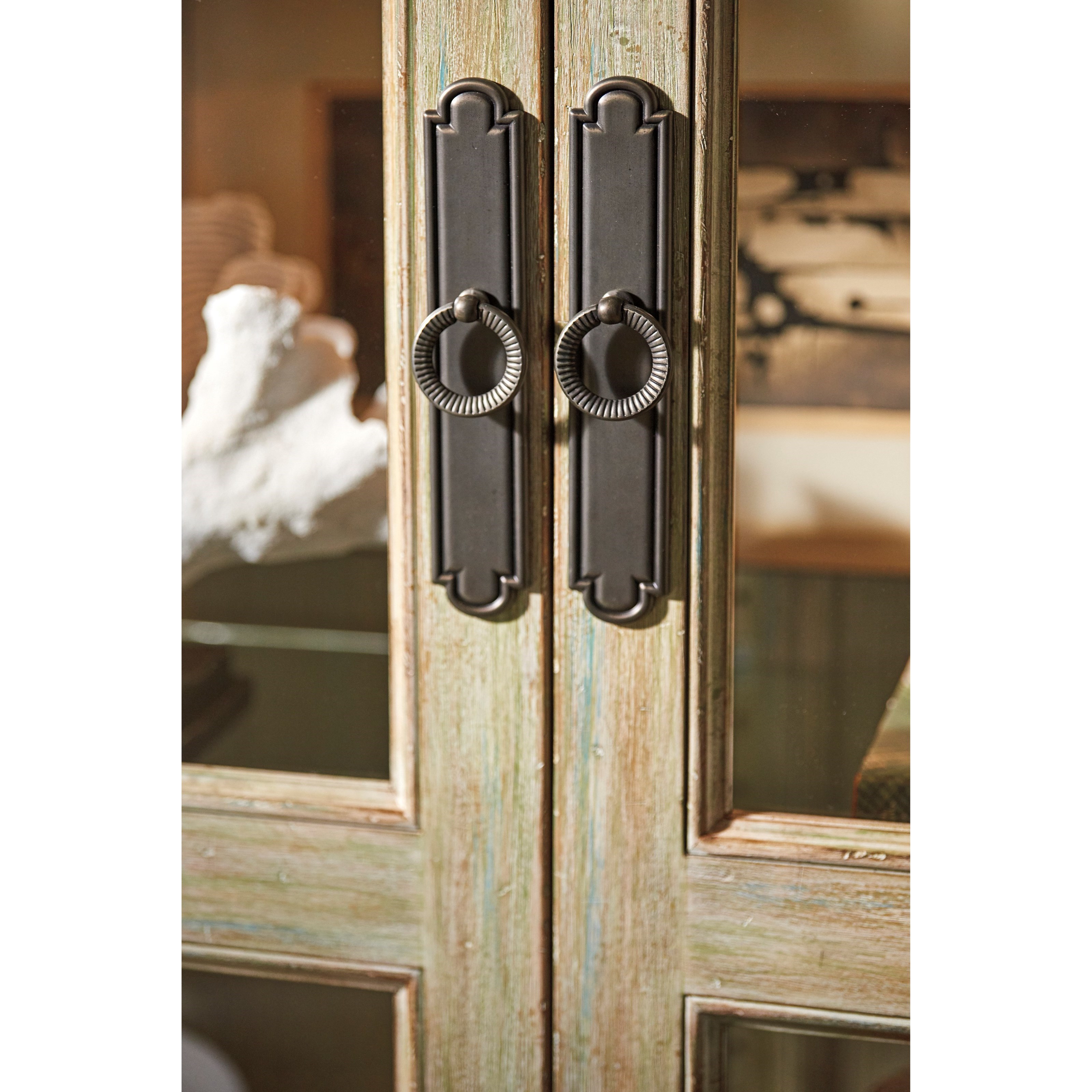 Tommy Bahama Home Ocean Breeze 571864 Sanctuary Curio China with Lights Baer's